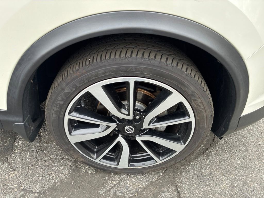 Certified 2019 Nissan Rogue Sport SL w/ Premium Package AWD/4WD image 9