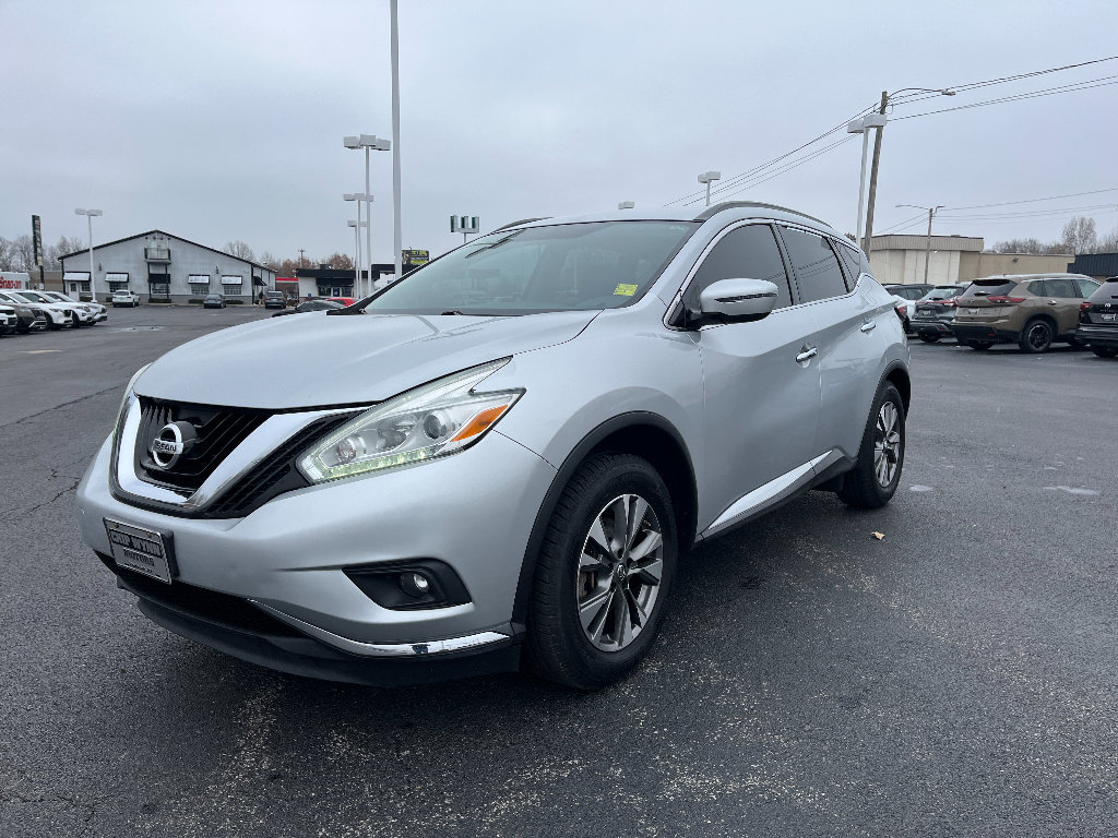 Used 2017 Nissan Murano SV image 3