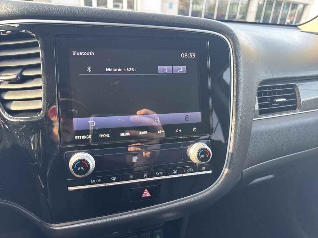 Used 2020 Mitsubishi Outlander SEL AWD/4WD image 13