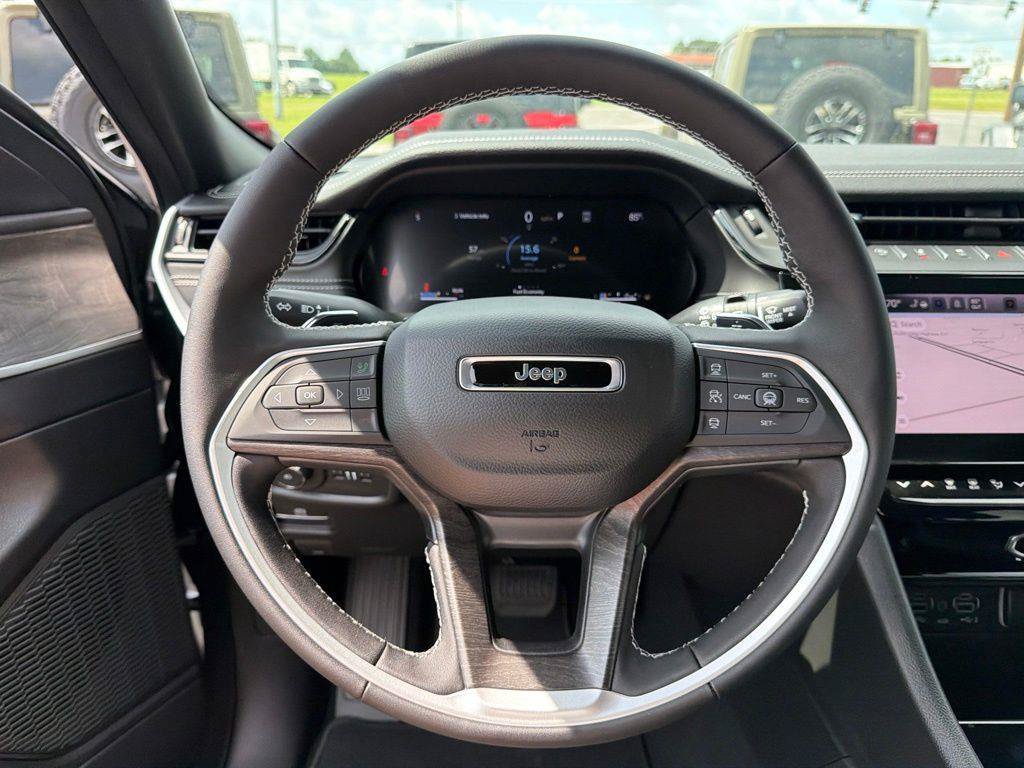New 2026 Jeep Grand Cherokee Limited w/ Limited Altitude Package RWD image 50