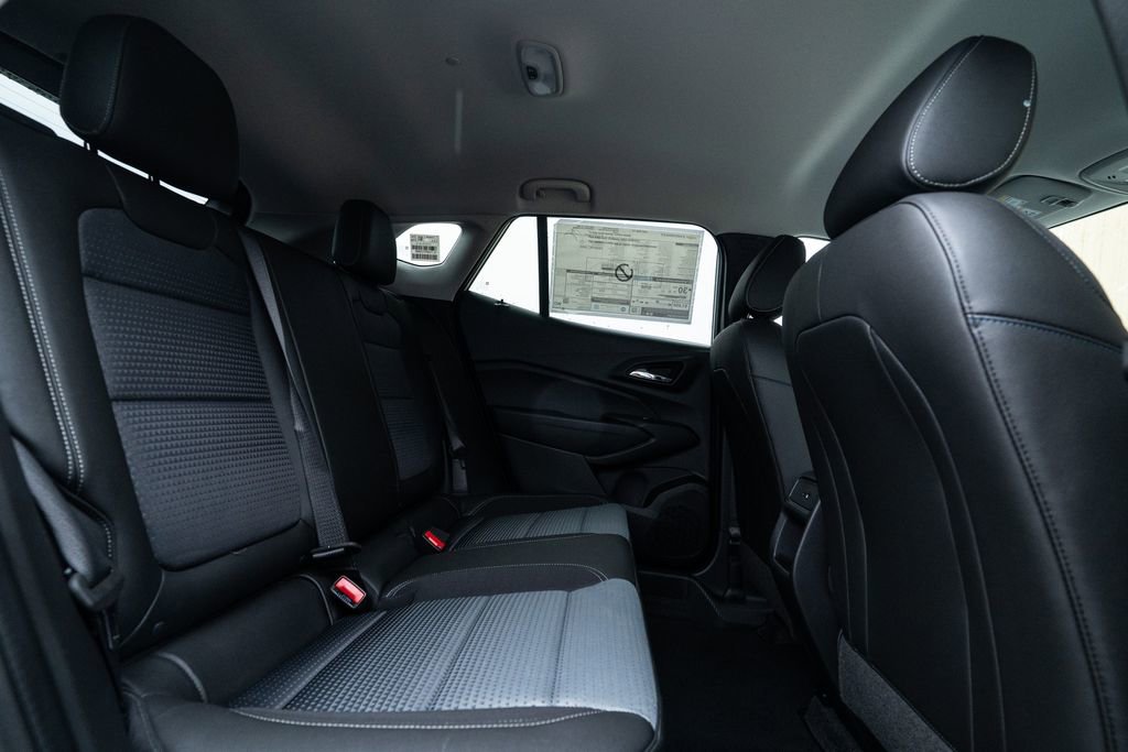 New 2026 Chevrolet Trax LT image 15