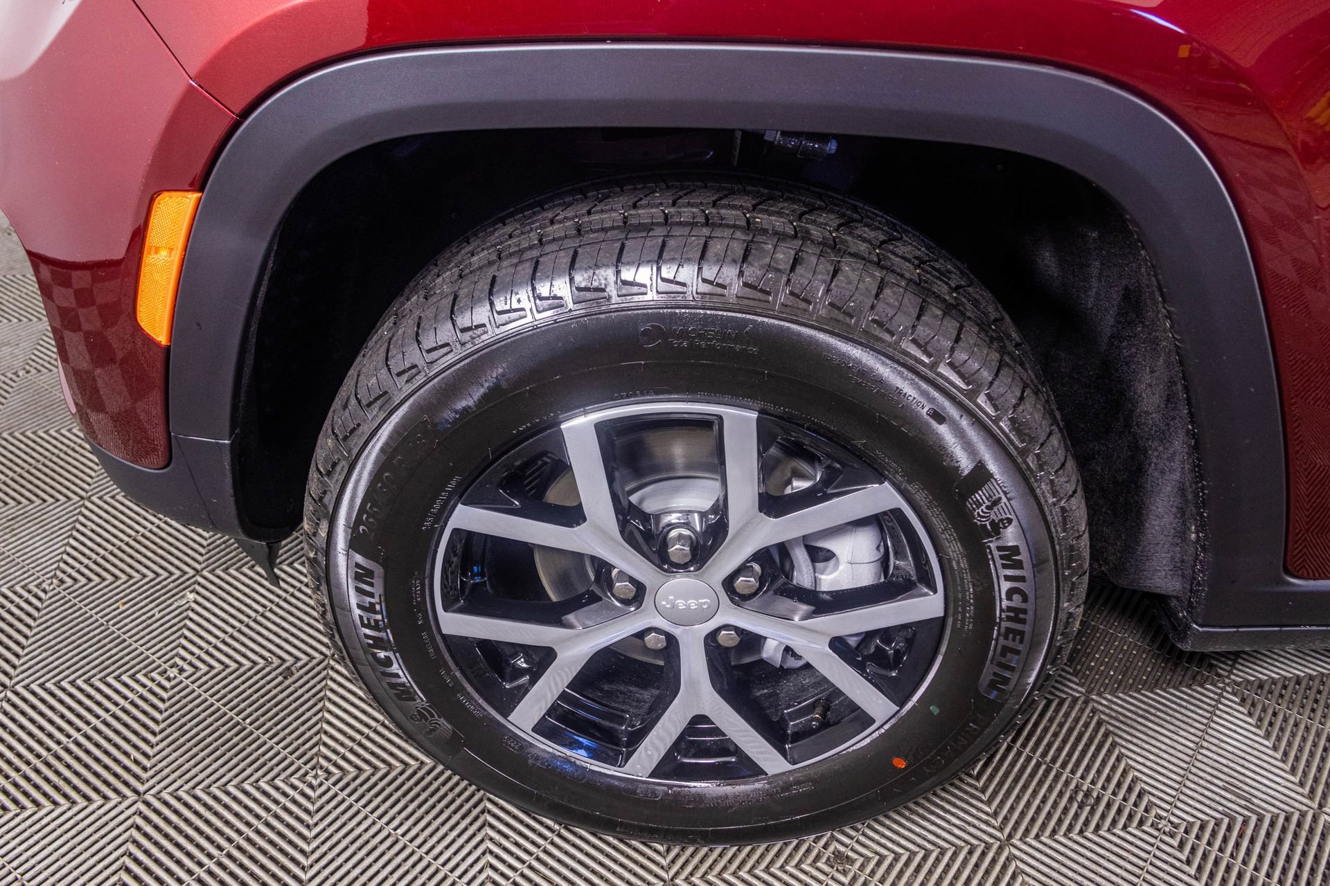 New 2025 Jeep Grand Cherokee Limited image 39