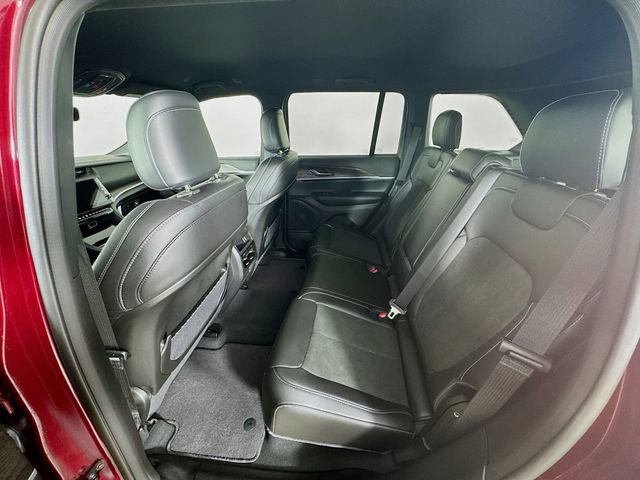 New 2026 Jeep Grand Cherokee Altitude image 27