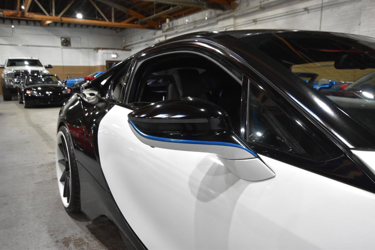 Used 2016 BMW i8 AWD/4WD image 47