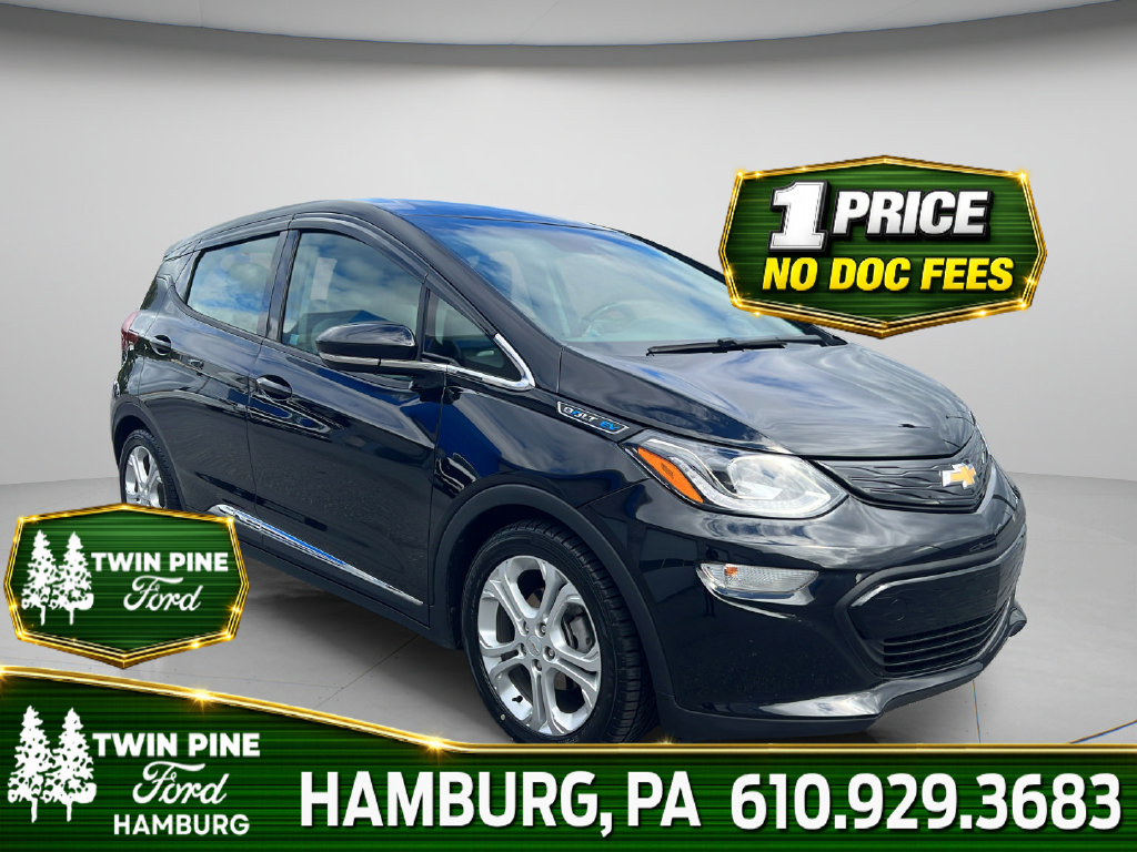 Used 2020 Chevrolet Bolt LT FWD image 1