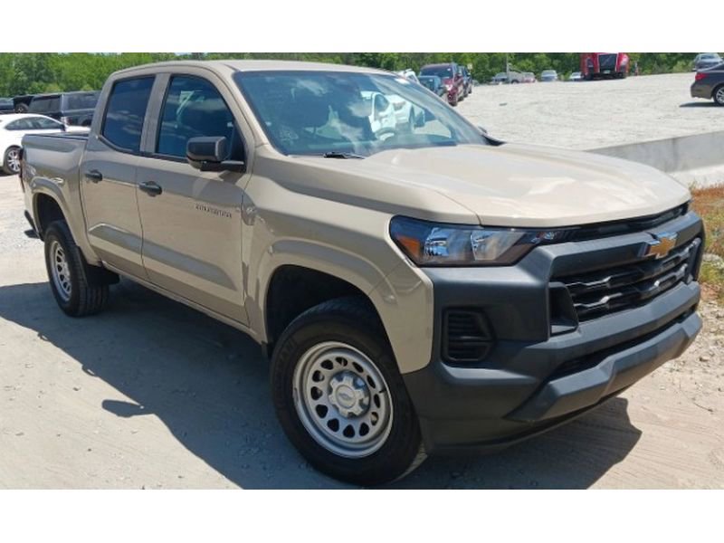 Used 2023 Chevrolet Colorado W/T image 1
