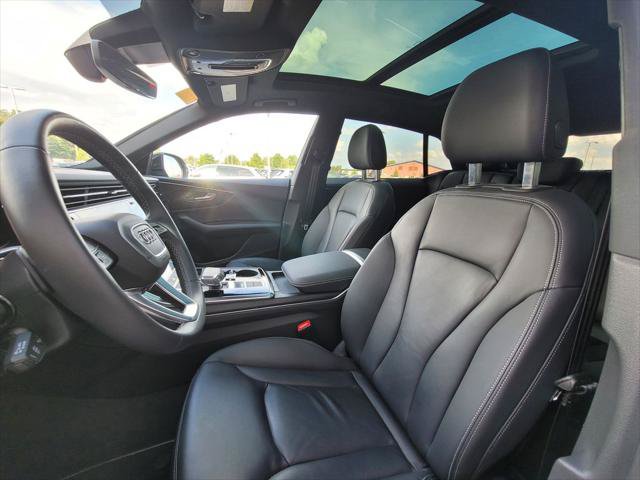 Used 2023 Audi Q8 Premium w/ Convenience Package AWD/4WD image 14