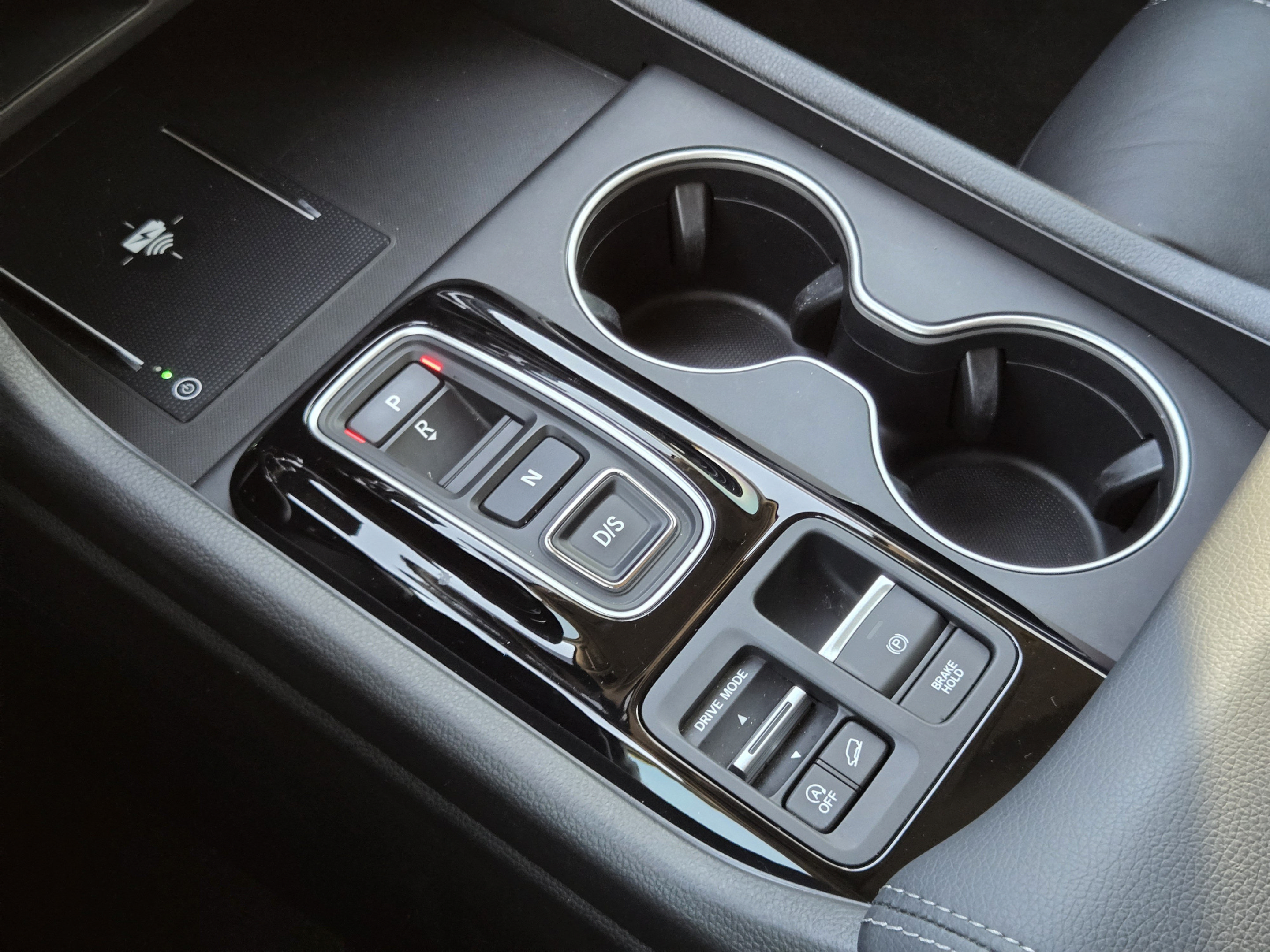 Certified 2025 Honda Pilot Touring image 16