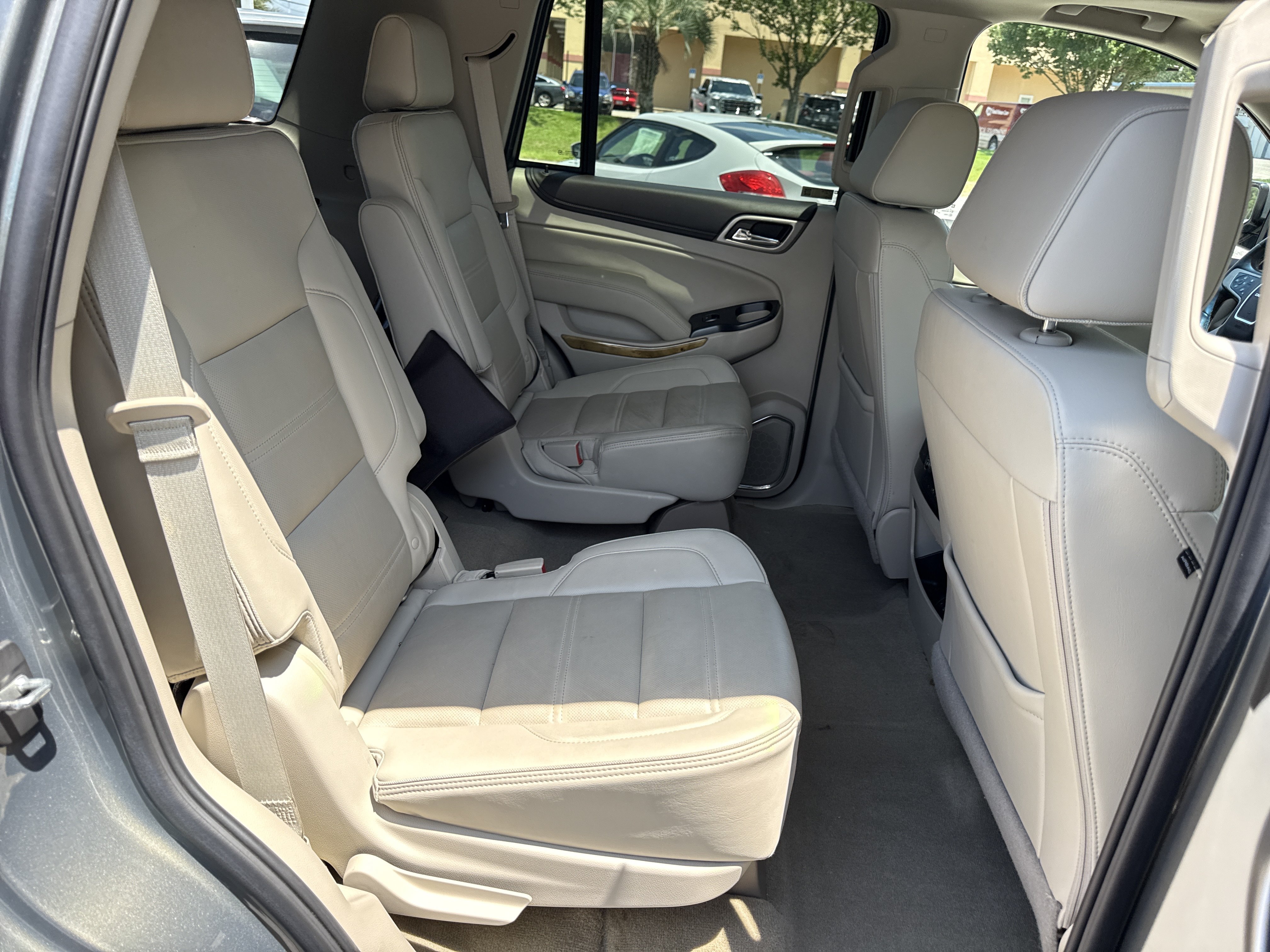 Used 2017 GMC Yukon Denali w/ Open Road Package RWD image 35