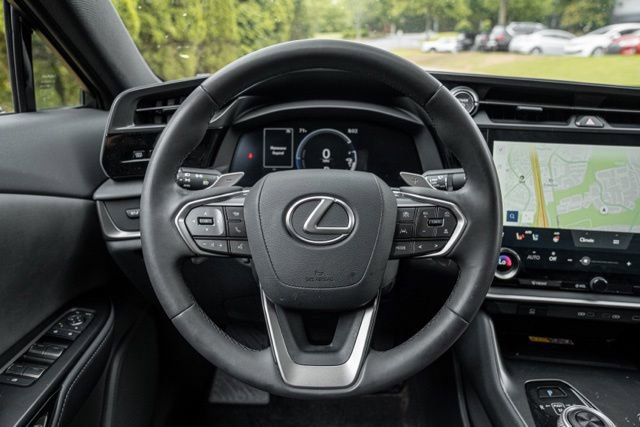 Used 2025 Lexus RZ 300e w/ Cold Area Package FWD image 28