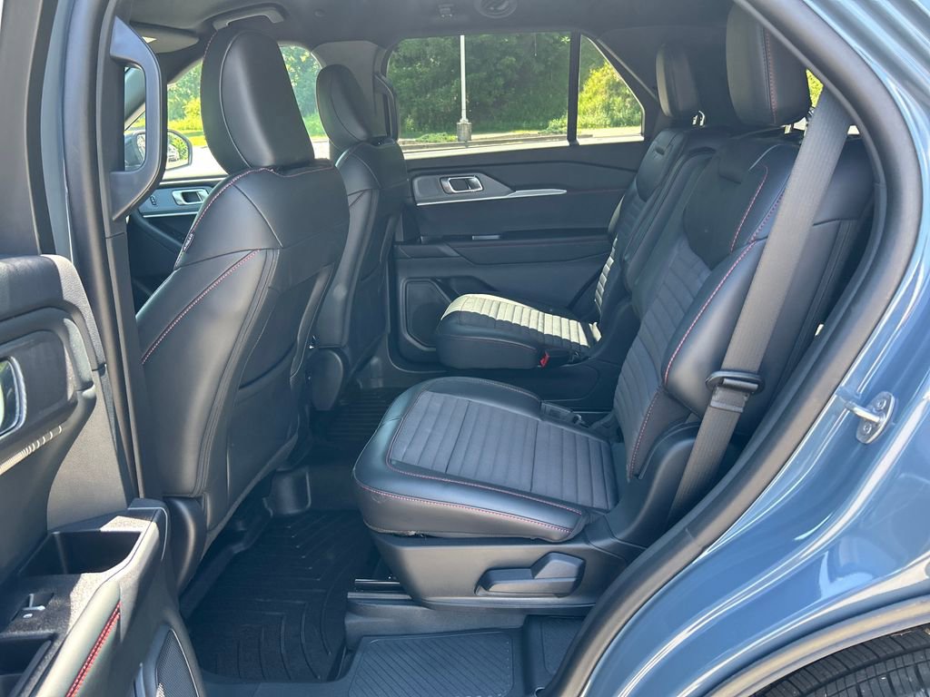Used 2026 Ford Explorer ST-Line AWD/4WD image 27