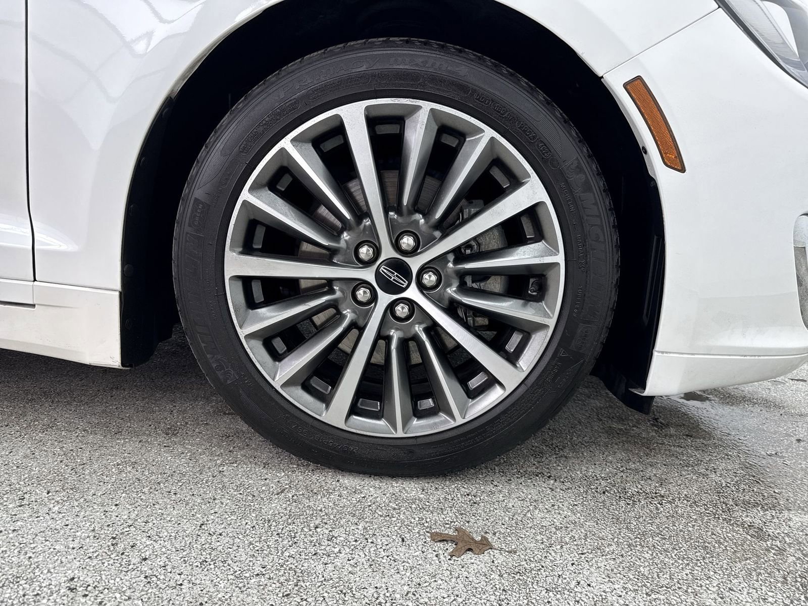 Used 2019 Lincoln MKZ Reserve image 44