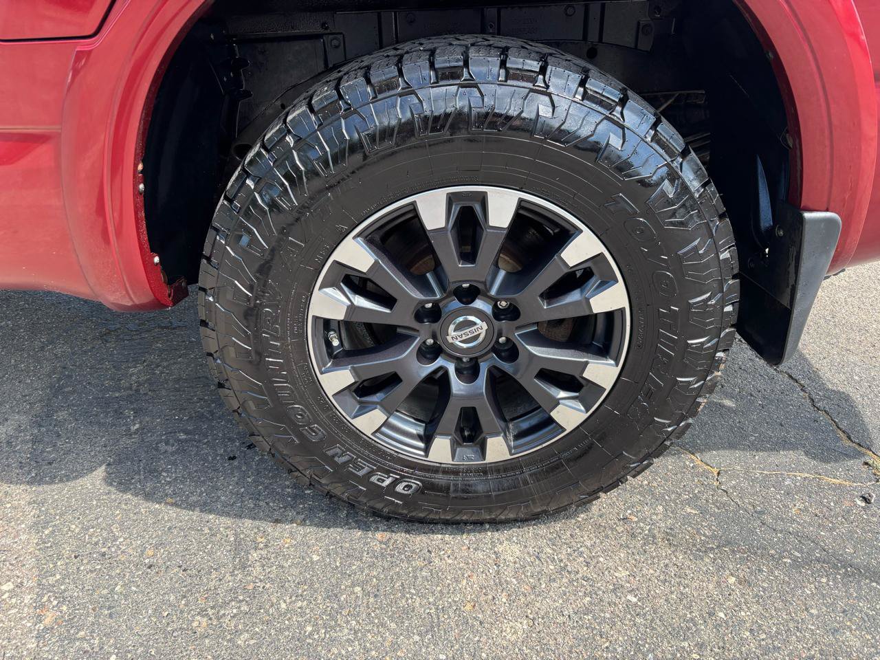 Used 2018 Nissan Titan PRO-4X AWD/4WD image 19