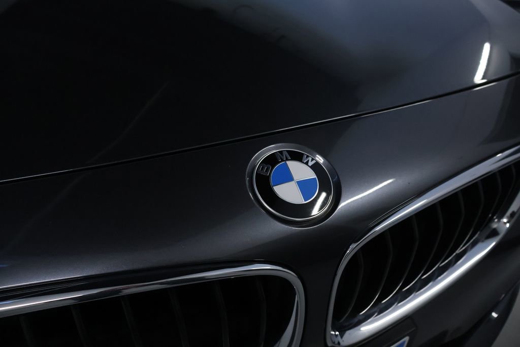 Used 2017 BMW 340i Gran Turismo xDrive image 9