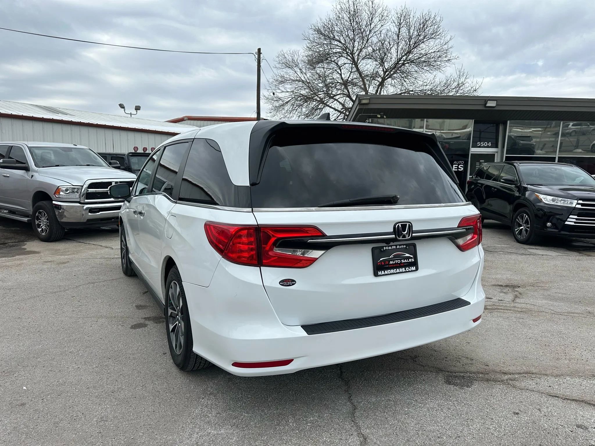 Used 2023 Honda Odyssey EX-L image 6