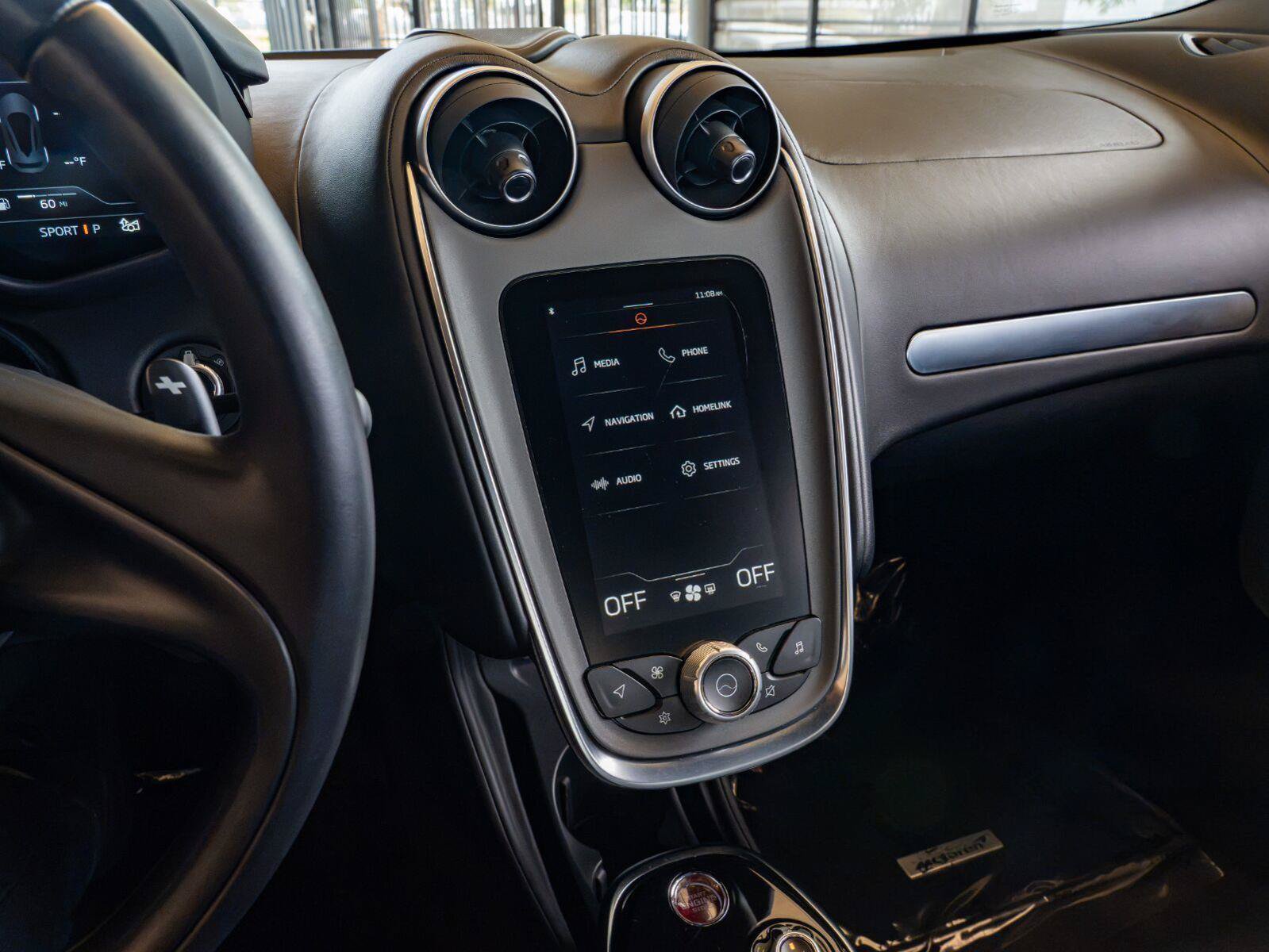 Used 2020 McLaren GT RWD image 11