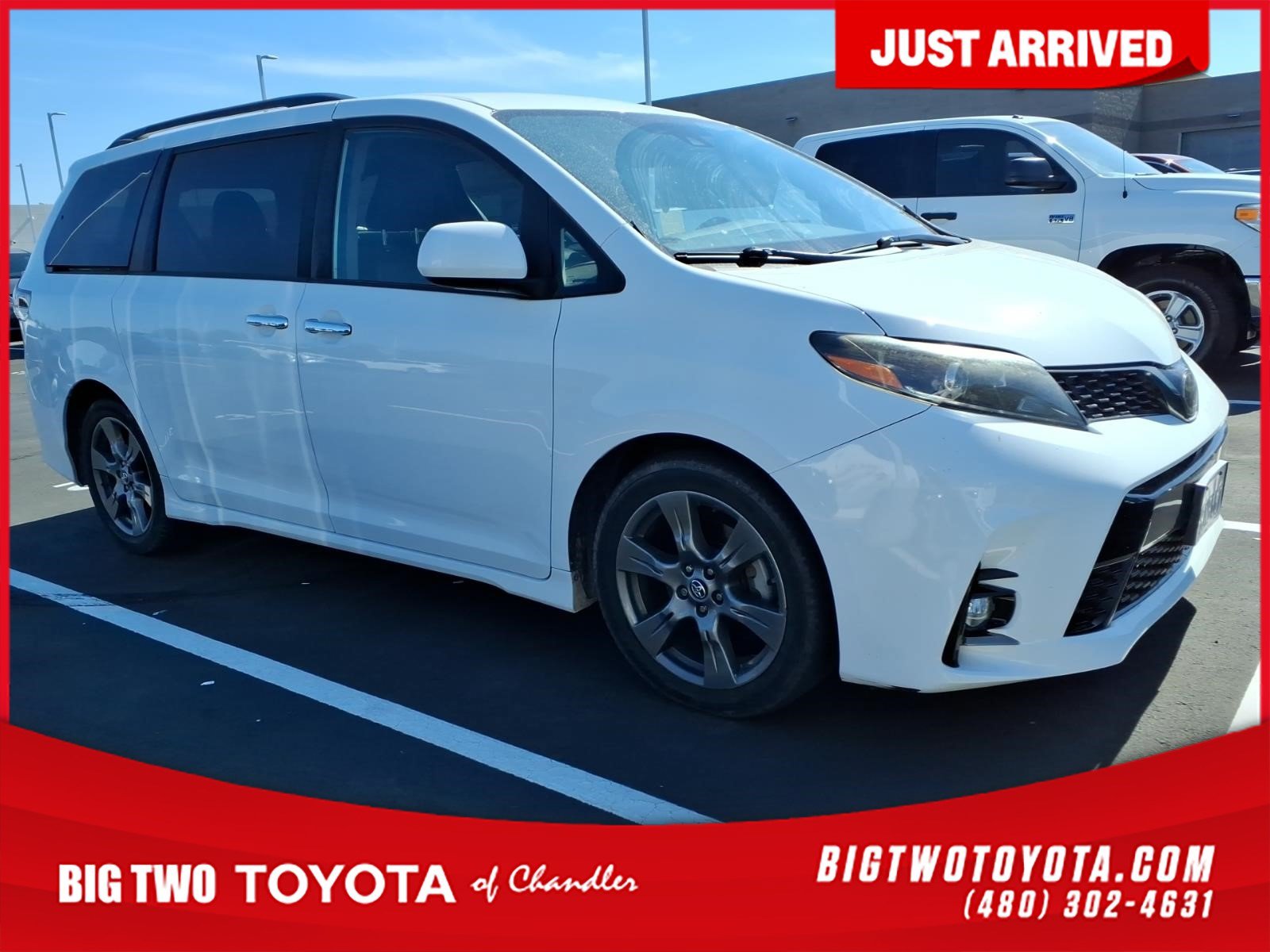 Used 2020 Toyota Sienna SE w/ Carpet Mat Package
