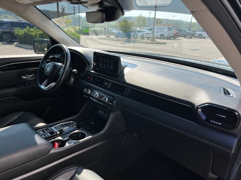Used 2024 Honda Pilot Touring image 28