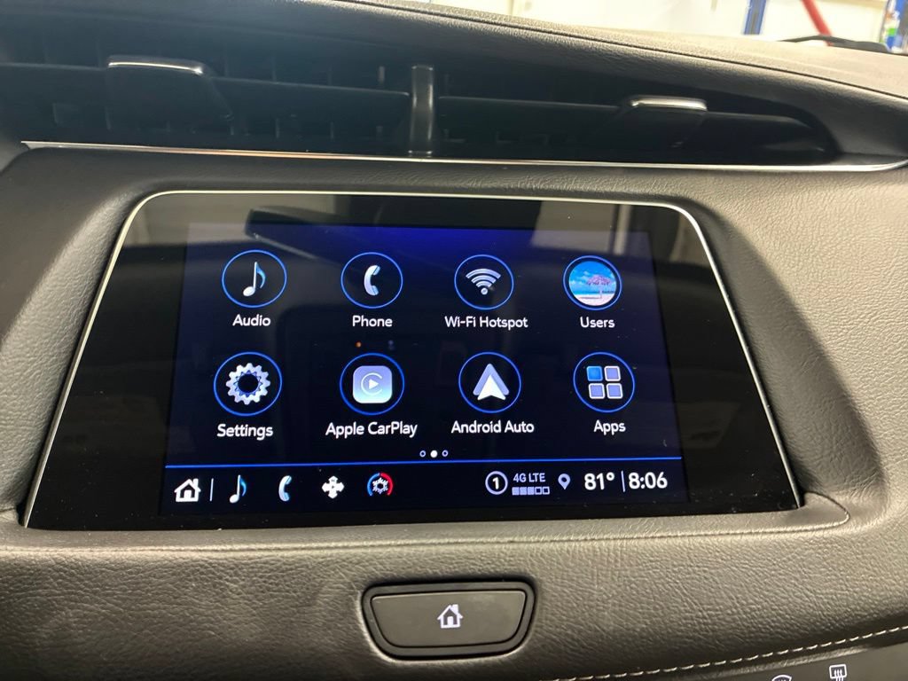 Used 2022 Cadillac XT4 Luxury w/ Cold Weather Package AWD/4WD image 20