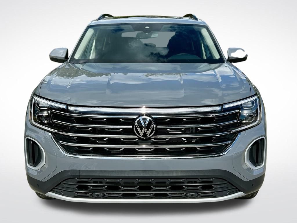 New 2026 Volkswagen Atlas SE FWD image 2