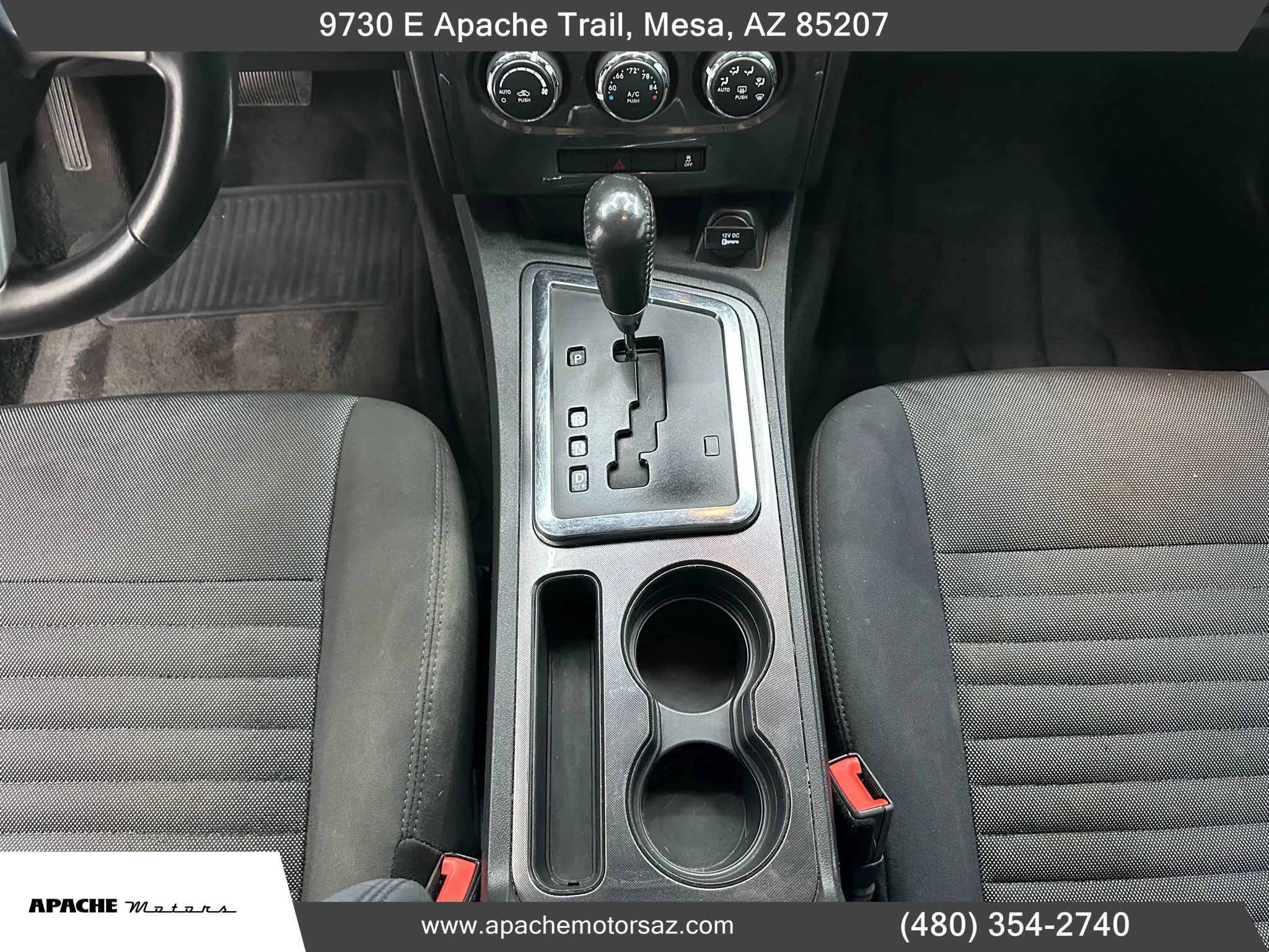 Used 2014 Dodge Challenger SXT image 23