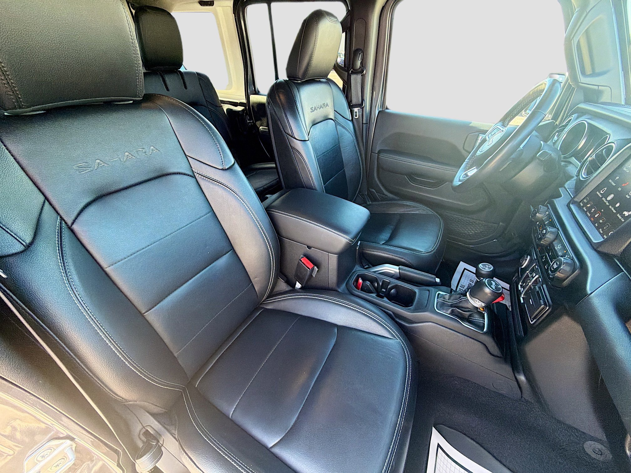 Used 2021 Jeep Wrangler Unlimited Sahara w/ Cold Weather Group image 14