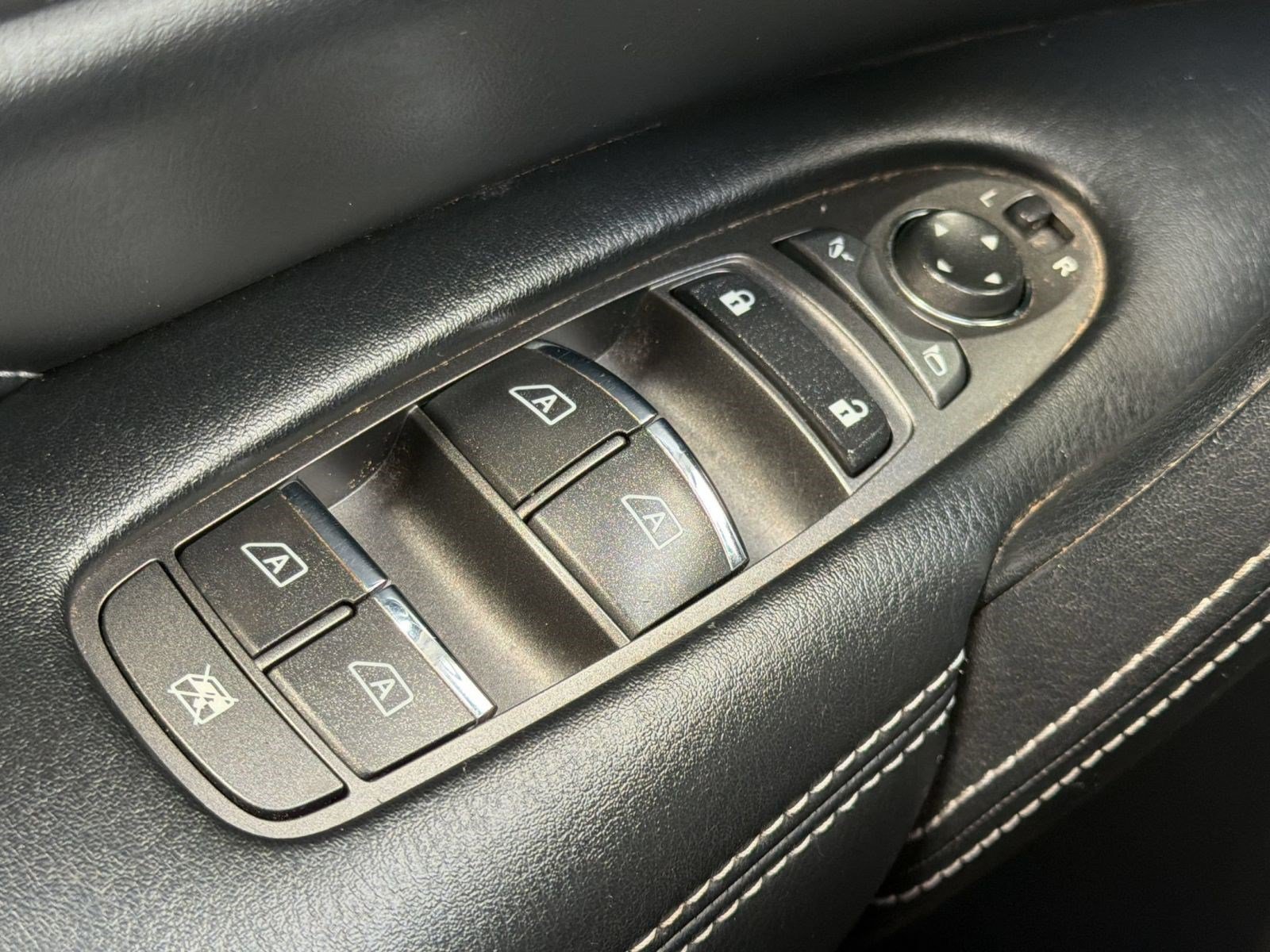 Used 2021 INFINITI QX80 Luxe AWD/4WD image 29