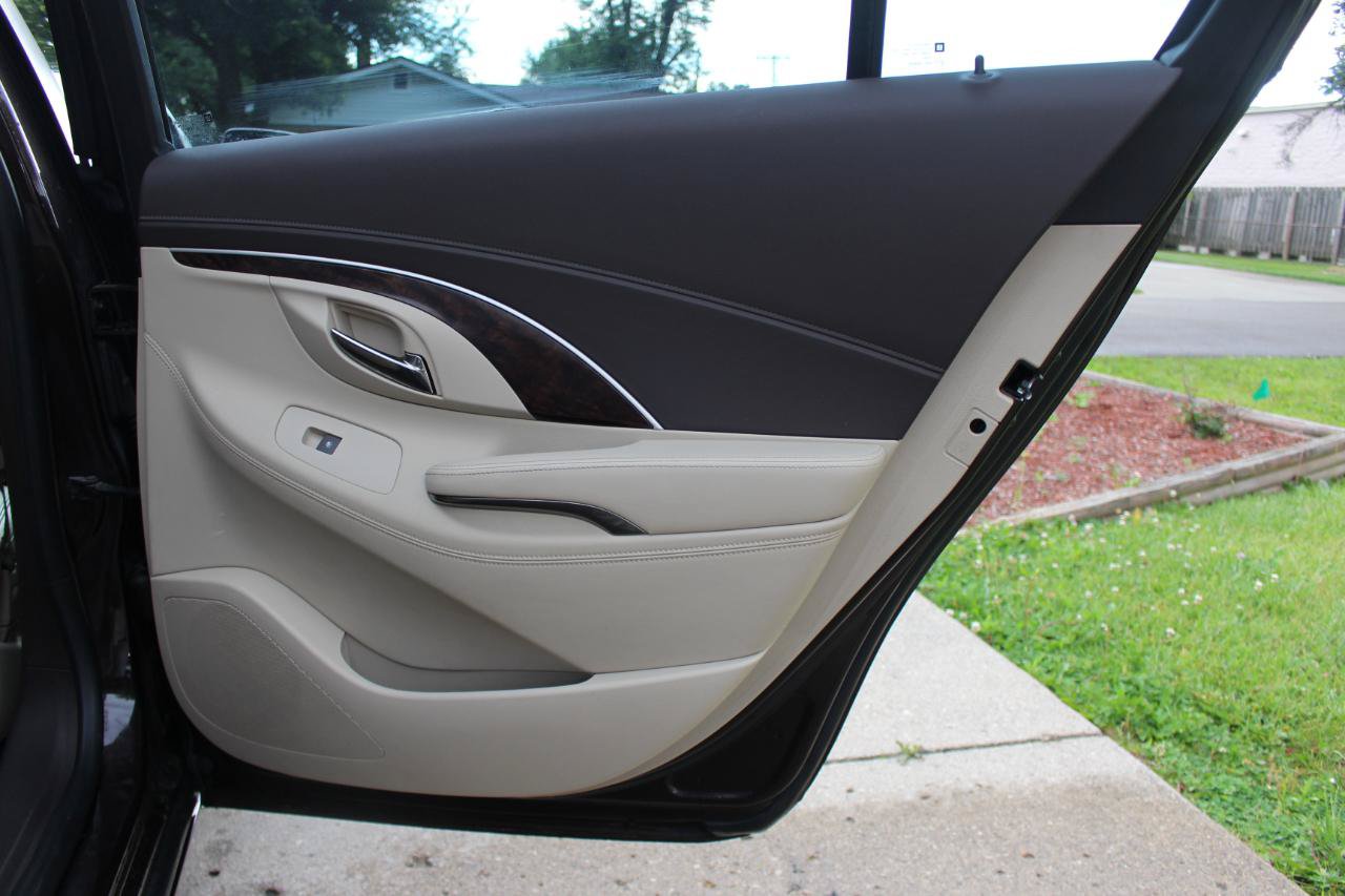 Used 2015 Buick LaCrosse Leather FWD image 34