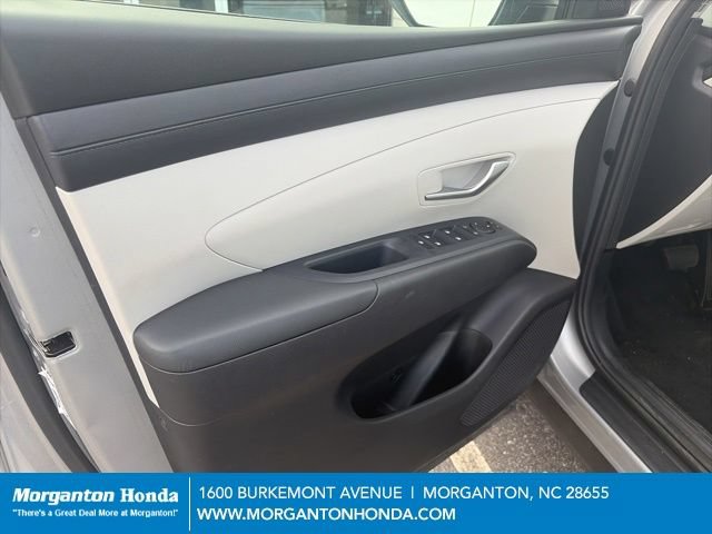 Used 2025 Hyundai Tucson SEL FWD image 9