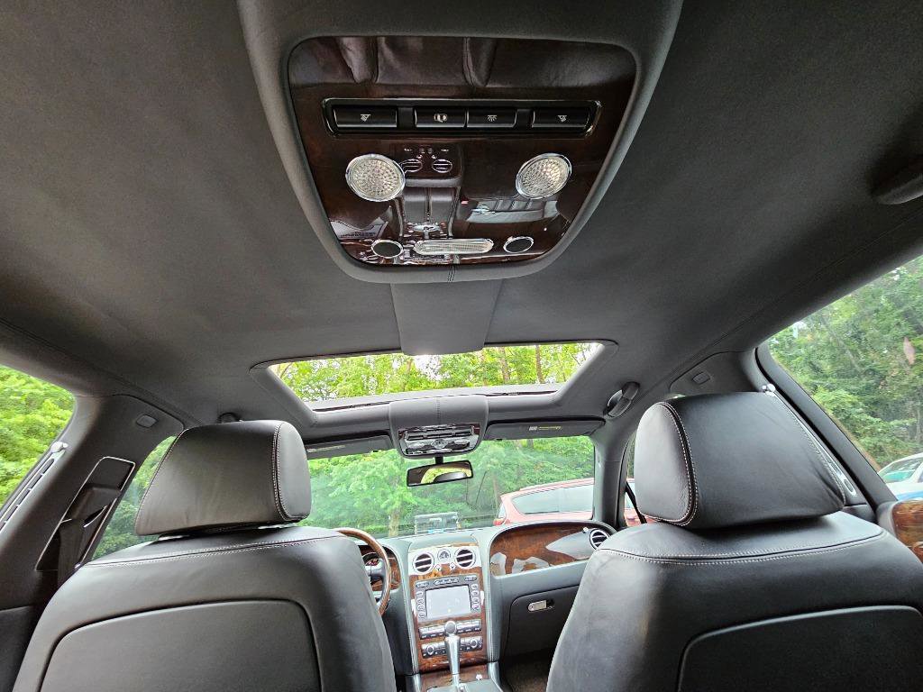 Used 2009 Bentley Flying Spur Flying Spur image 39
