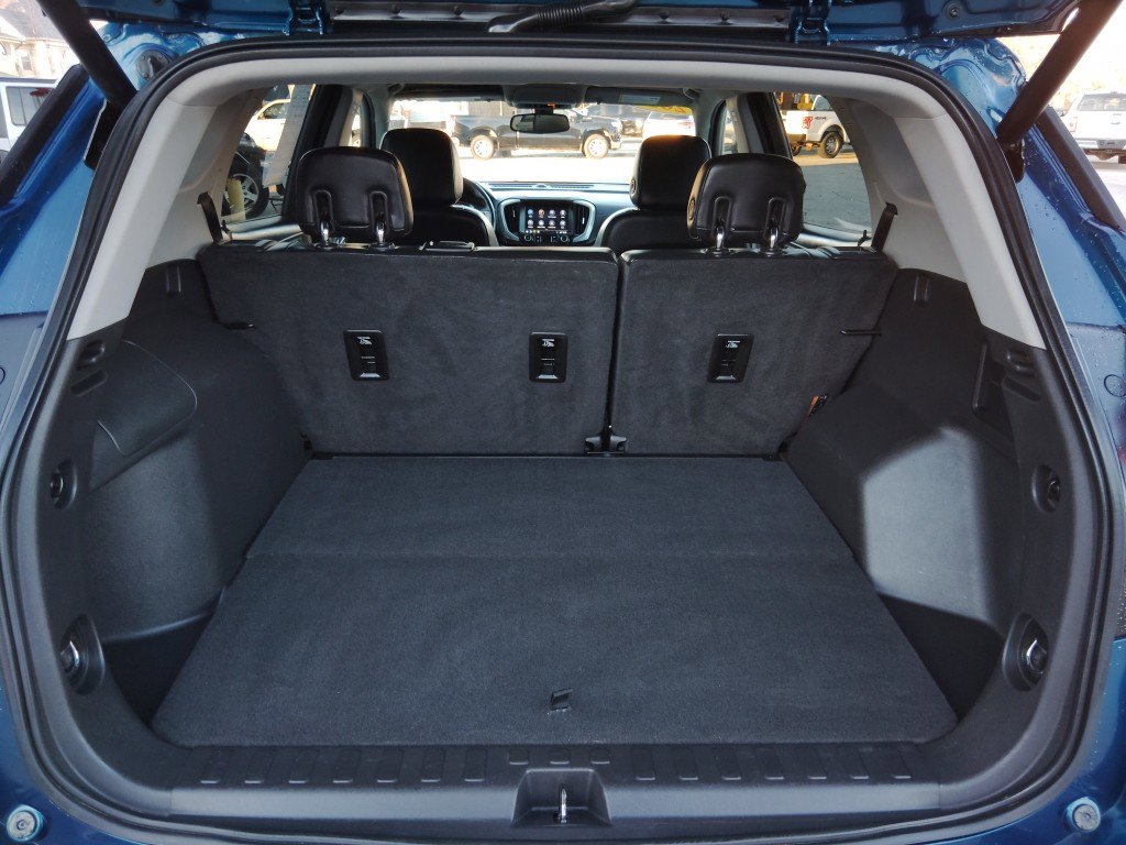 Used 2019 GMC Terrain SLT w/ Preferred Package image 28