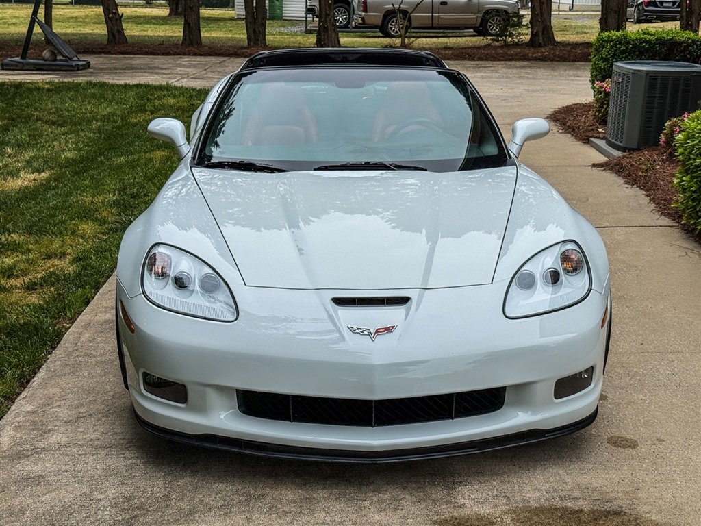 Used 2011 Chevrolet Corvette Grand Sport w/ Preferred Equipment Group RWD image 29
