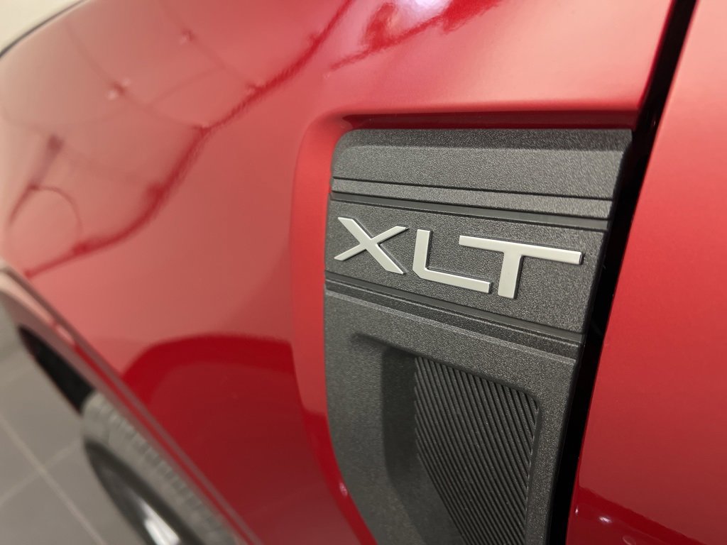 New 2025 Ford Maverick XLT w/ XLT Luxury Package image 34