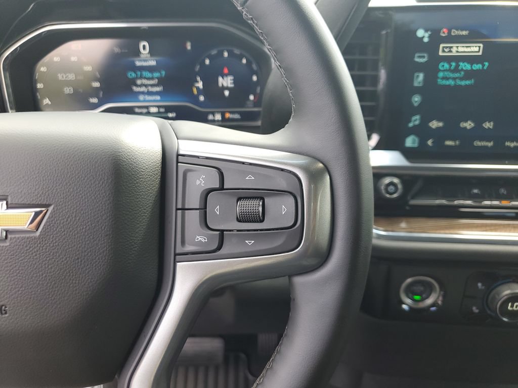 Used 2024 Chevrolet Silverado 1500 LT AWD/4WD image 27