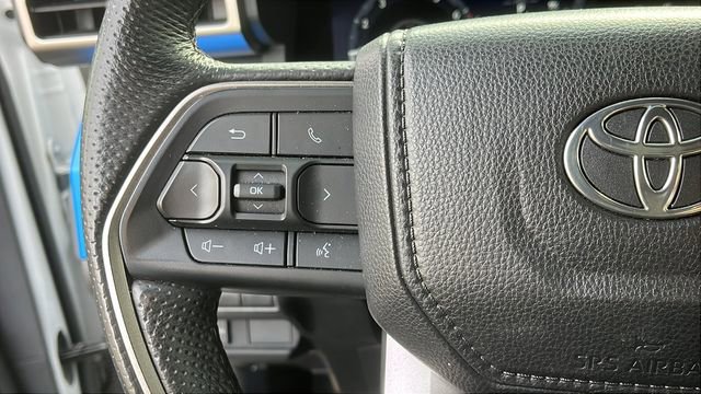 Used 2024 Toyota Tacoma TRD Off-Road image 12