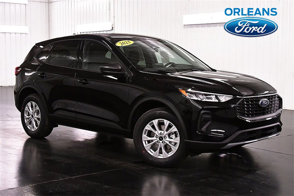 New 2025 Ford Escape Active w/ Cold Weather Package
