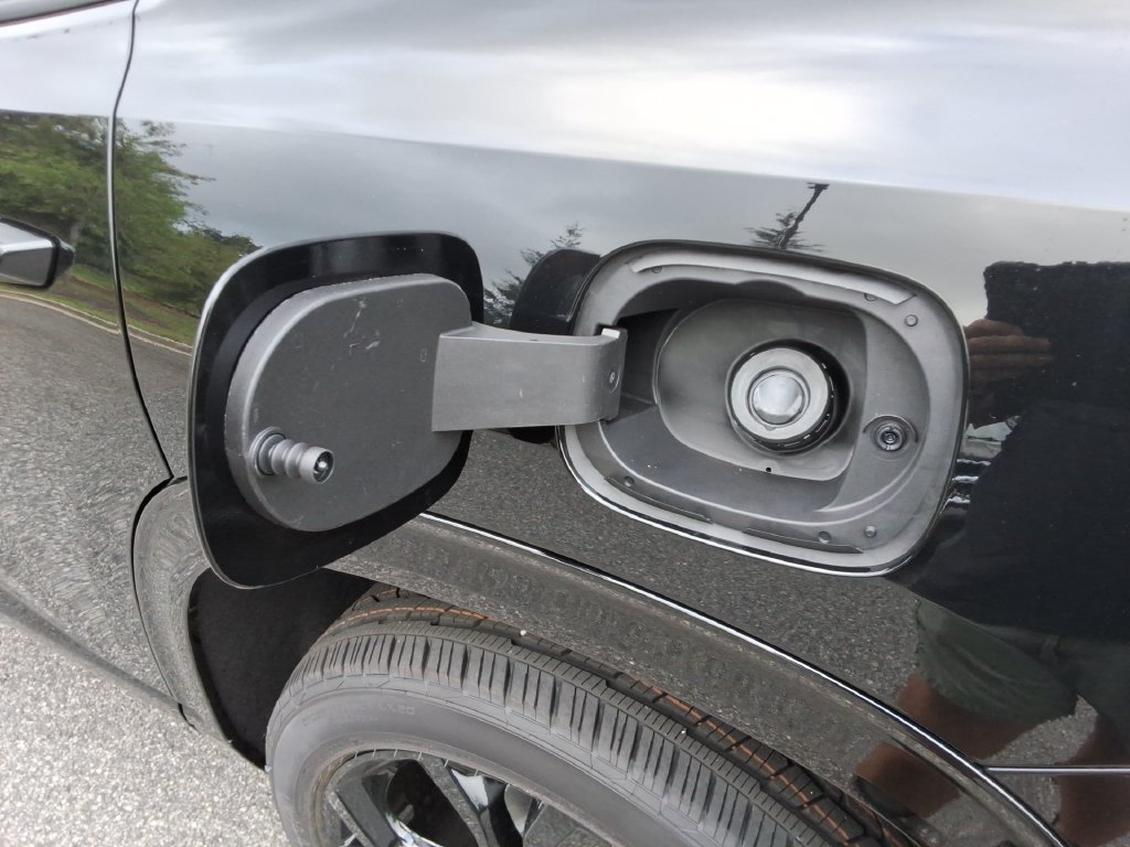 New 2027 Chevrolet Traverse RS FWD image 12