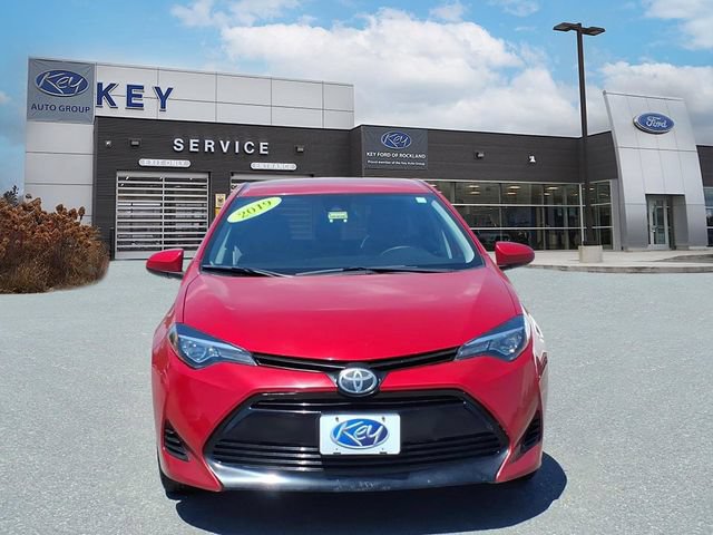Used 2019 Toyota Corolla LE FWD image 2