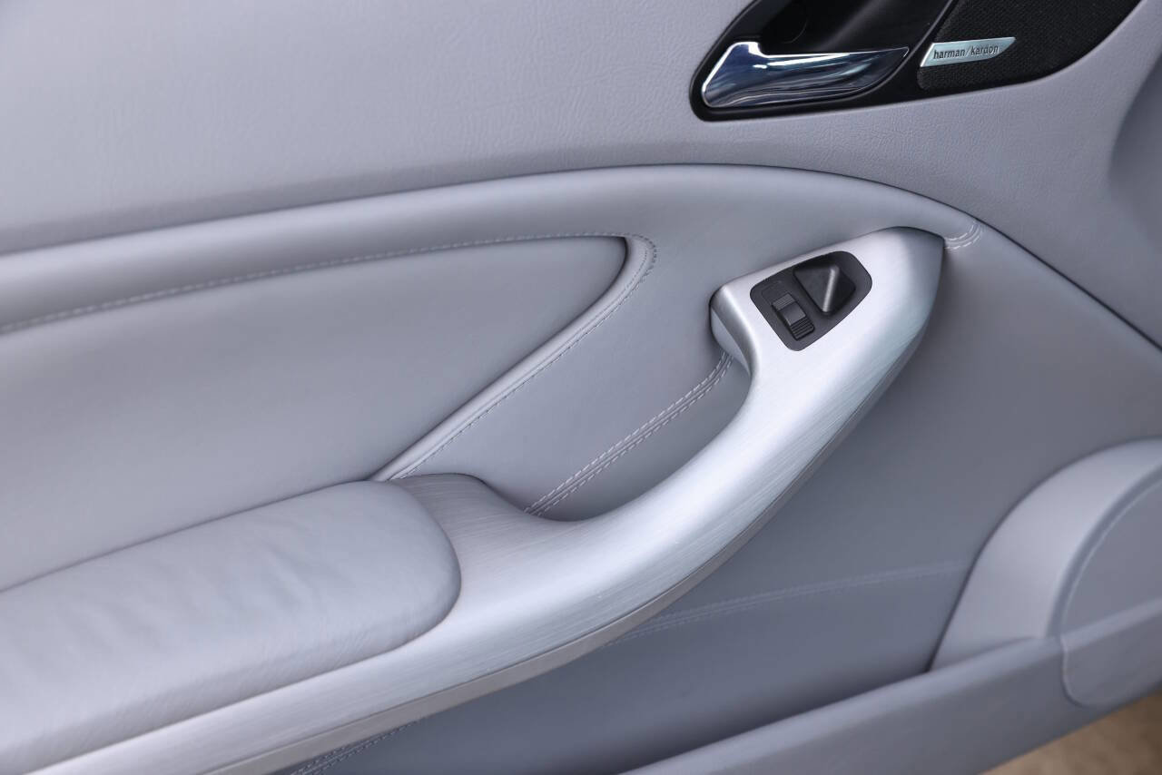 Used 2004 BMW M3 Coupe image 91