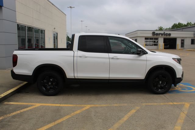 Used 2025 Honda Ridgeline Black Edition image 6