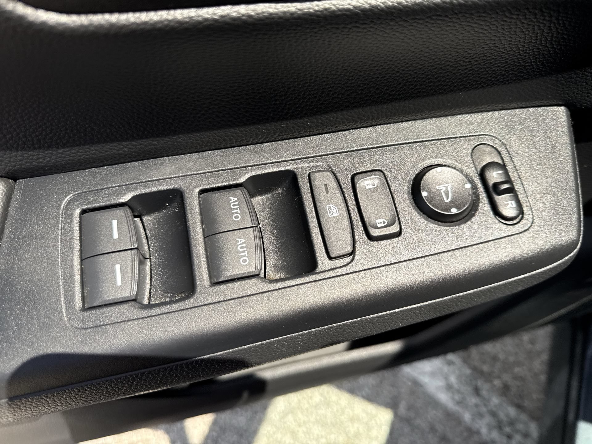 Used 2023 Honda CR-V Sport image 15