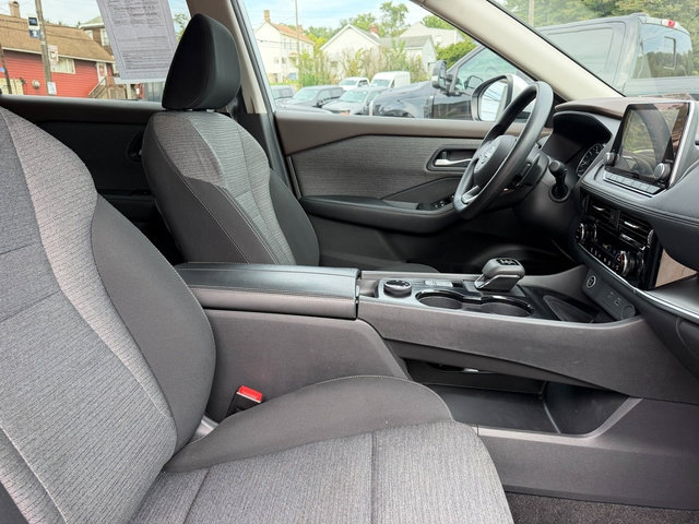 Used 2022 Nissan Rogue SV AWD/4WD image 9