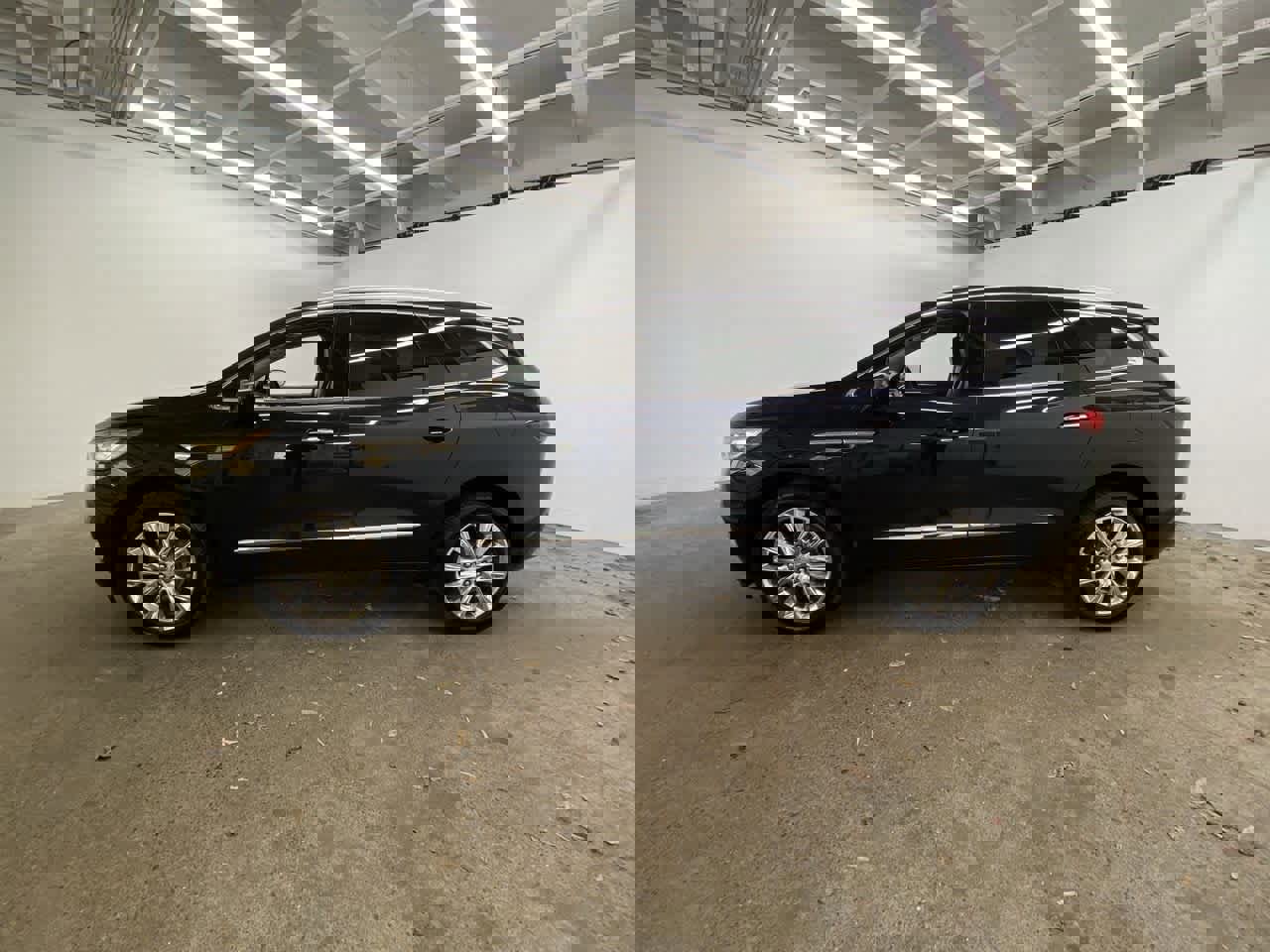 Used 2020 Buick Enclave Premium w/ Sun and Sites Package image 3