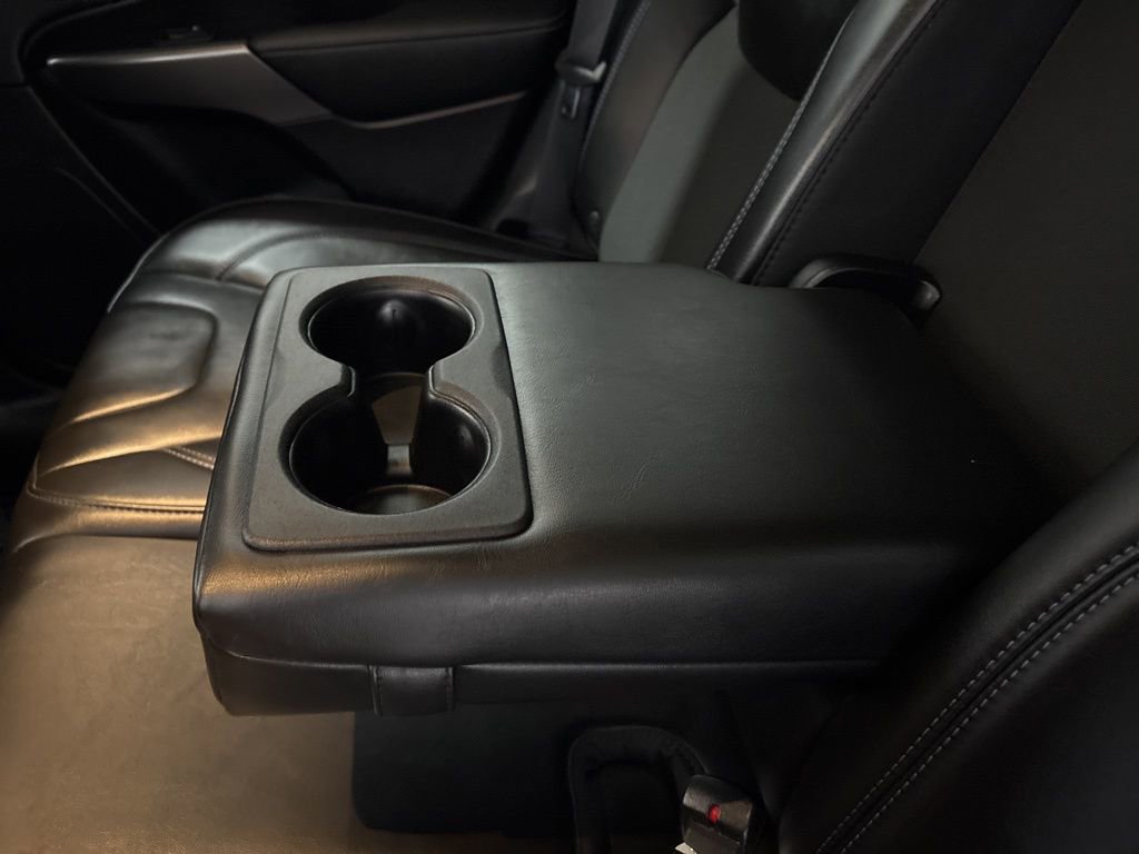 Used 2019 Jeep Cherokee Latitude Plus w/ Cold Weather Group image 32