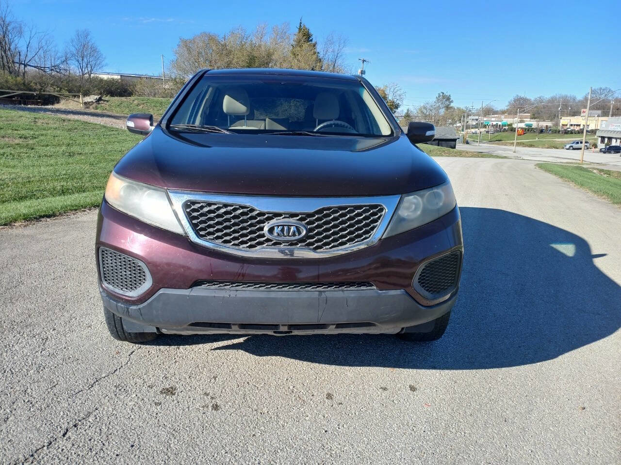 Used 2013 Kia Sorento LX w/ Third Row Pkg image 3