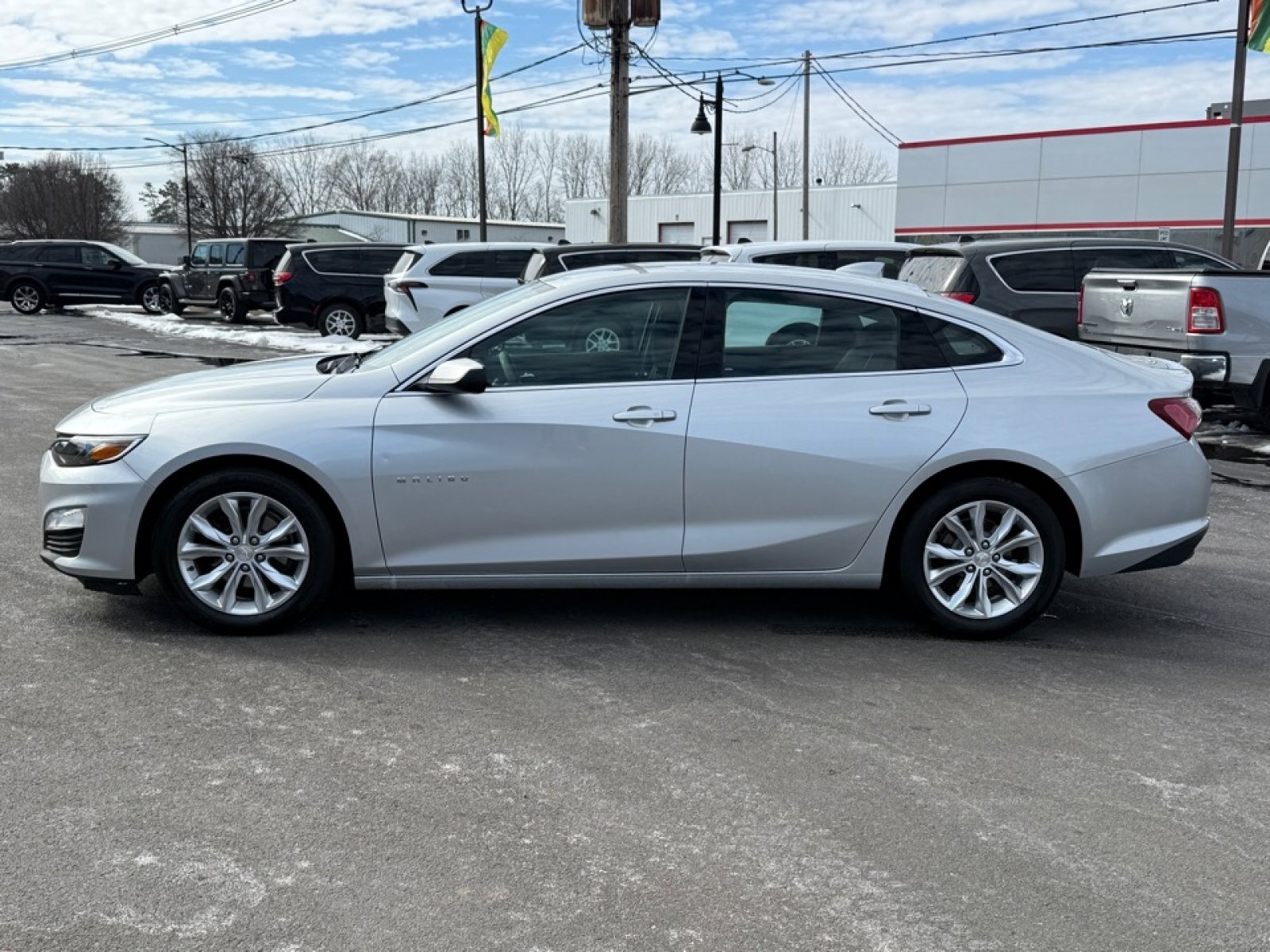 Used 2021 Chevrolet Malibu LT image 5