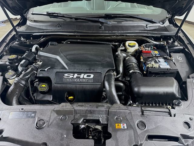 Used 2017 Ford Taurus SHO w/ Sho Performance Package AWD/4WD image 31