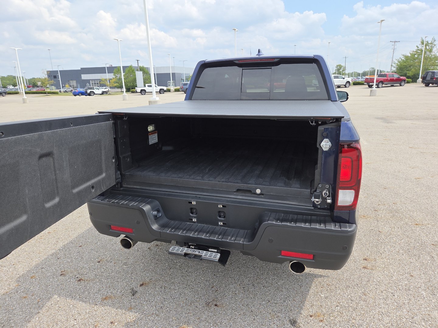 Used 2023 Honda Ridgeline RTL-E image 21