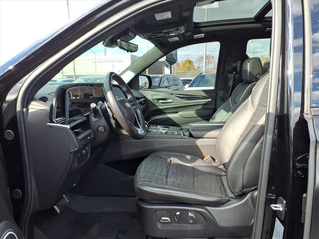 Certified 2023 Cadillac Escalade V image 25