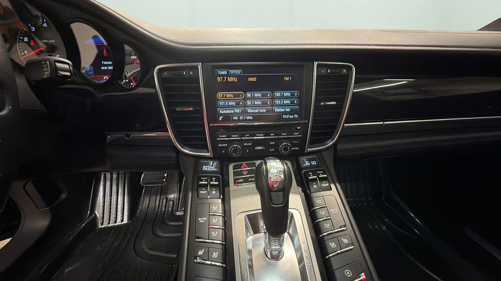 Used 2014 Porsche Panamera 4S Executive AWD/4WD image 11